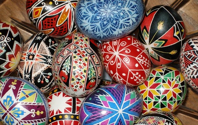 Магия красок: значение цветов в украинских писанках