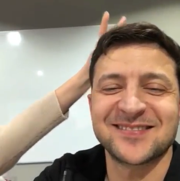 "Квартальщики" душевно поздравили украинских воинов с Днем ВСУ (видео)