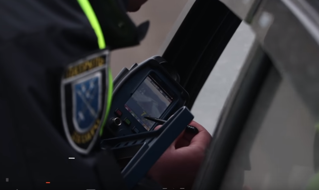 Что водителям нужно знать о радарах TruCam: места "охоты" и какие штрафы