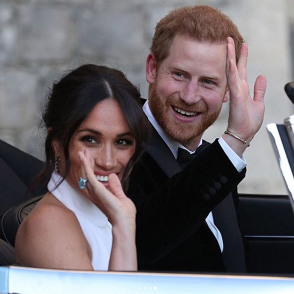 Весілля принца Гаррі і Меган Маркл: як виглядала сукня нареченої на званій вечері