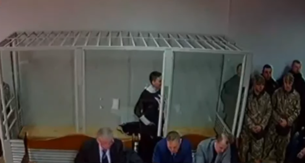 "Я навіть роздягтися не можу": Савченко поскаржилася на умови в СІЗО