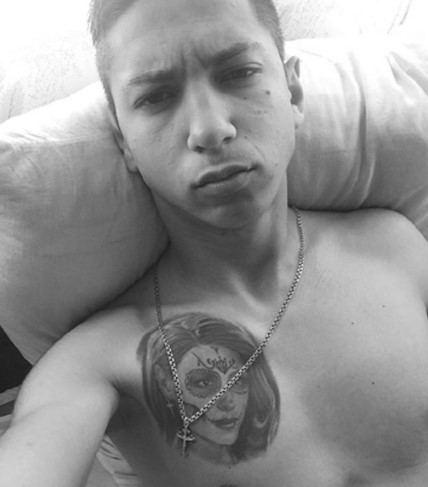 Врачи прооперировали парня, пытавшегося покончить с собой после массового убийства в Керчи