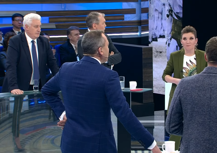 "Танки стояли бы на Кубани": украинец довел до белого каления ведущих росТВ