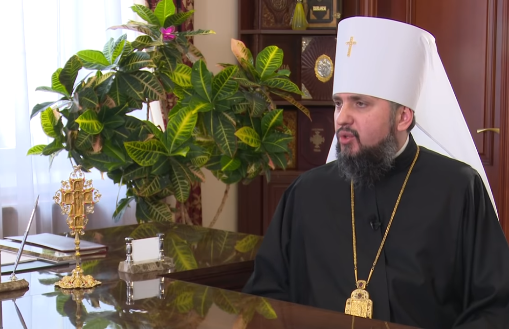 Епифаний обратился к украинцам накануне Нового года и Рождества (видео)