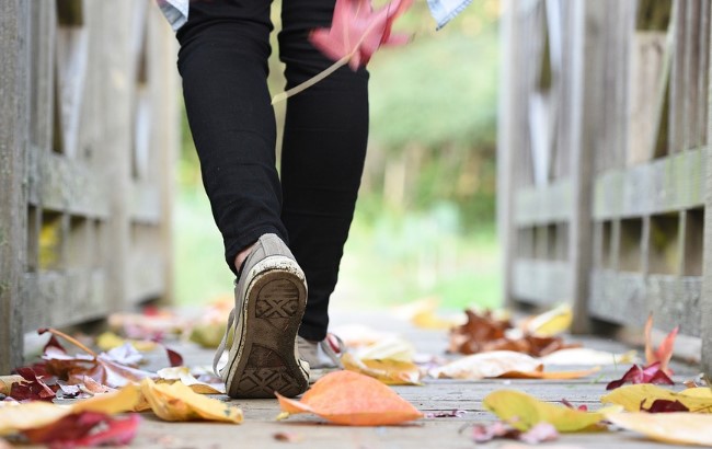 Мощный грозовой фронт и похолодание: синоптики уточнили прогноз погоды на воскресенье