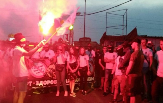 &quot;Відвідали кілька &quot;наливайок&quot;: подробиці антиалкогольної акції в Києві (фото)