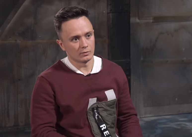 "Семья Масляковых - это мафия": известный юморист рассказал о тайнах КВН