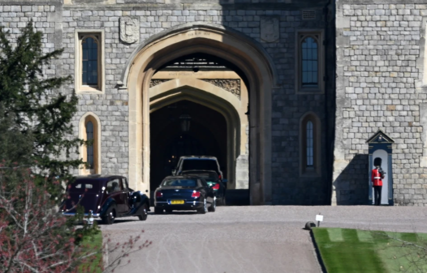 З'явилося фото авто, яке повезе Філіпа в останню путь: це зелений Land Rover