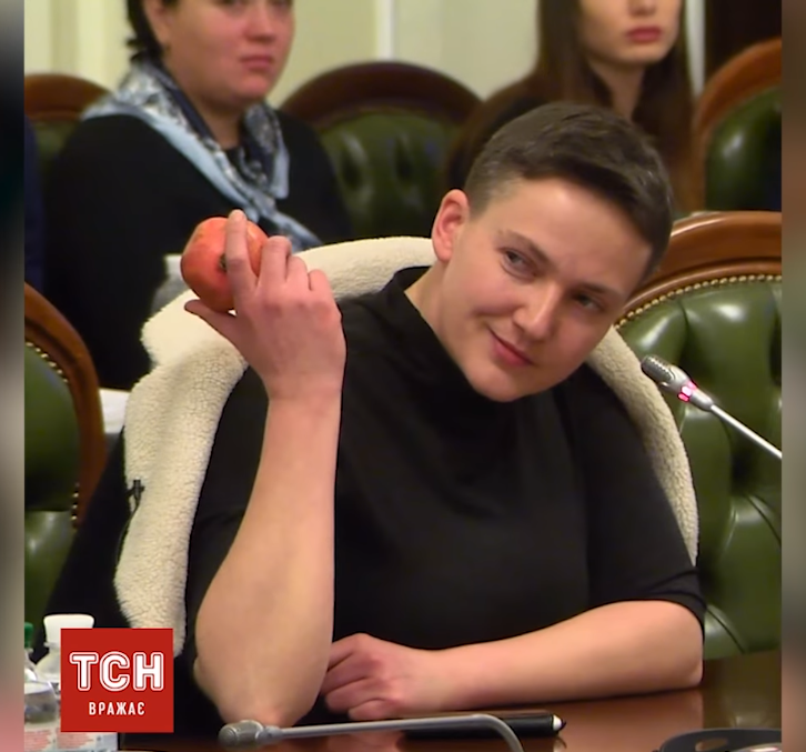 "Украинцы, наслаждайтесь шоу": в сети показали лучшие рэпцитаты политиков (видео)