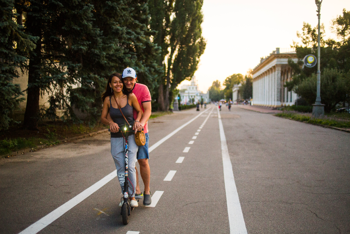 Всі літні розваги в одному місці: де відпочити на ВДНГ