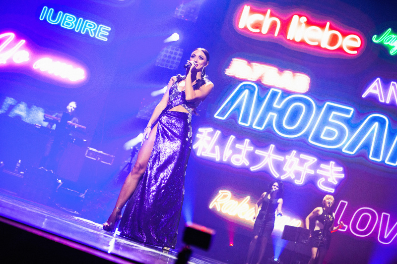 Много экспрессии, уникального вокала и танцев: &quot;НеАнгелы&quot; выступили в Киеве с оглушительным успехом