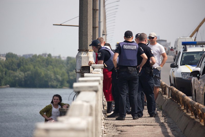 Молодая днепрянка два раза за сутки хотела покончить с собой