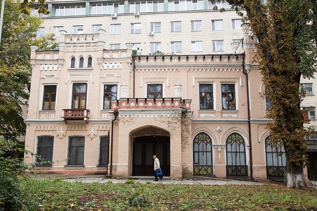 Колишній особняк барона Р. Штейнгеля на Бульварно-Кудрявській вулиці