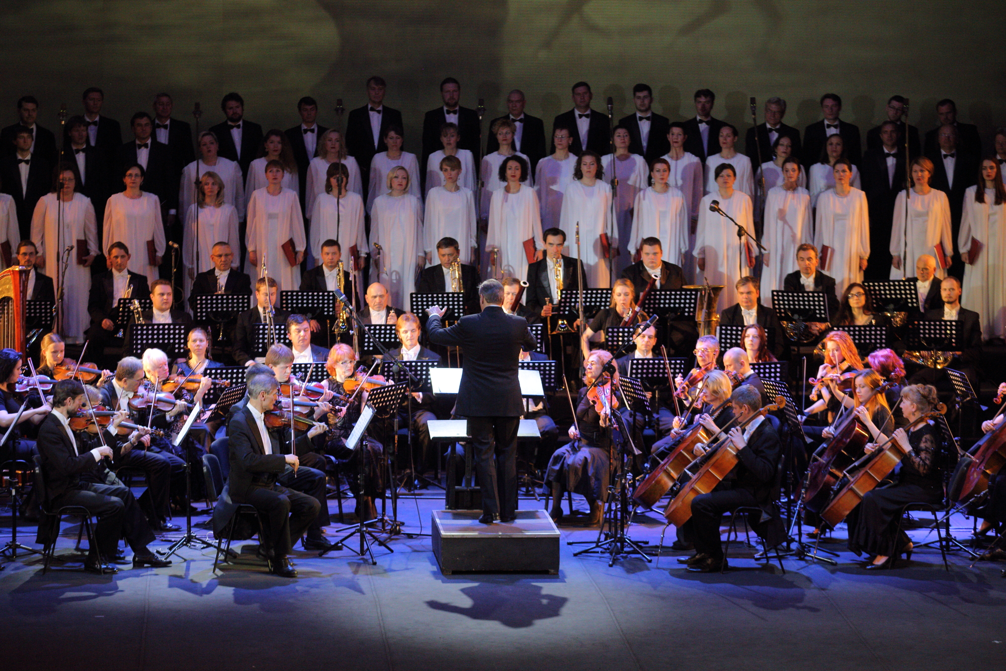 Вечер памяти жертв геноцида крымских татар в Национальной опере