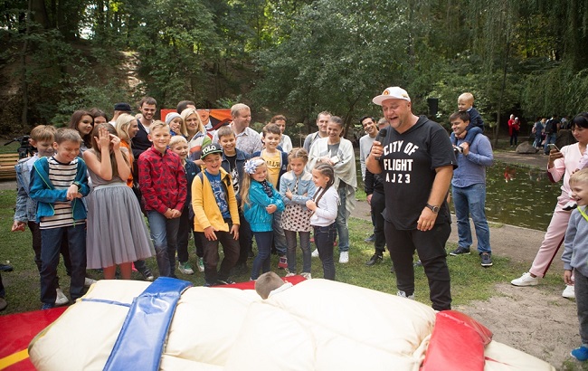 "Папаньки" Крутоголов, Сморигин и Гашенко отпраздновали #Деньпап вместе с ICTV