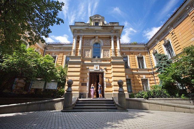 Улица Банковая, 2 – Городская усадьба Либермана