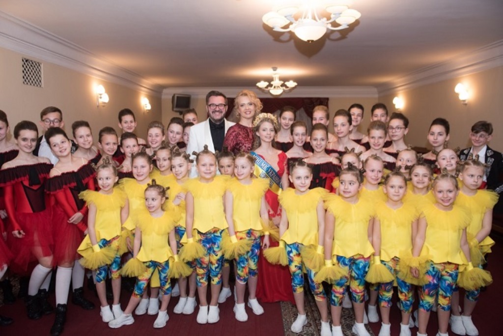 Українські зірки виконали мрії дітей-сиріт з усієї країни