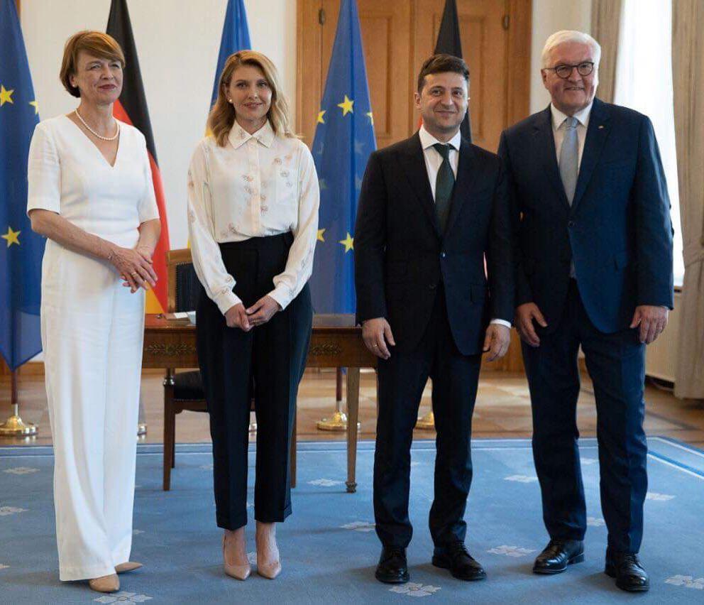 Вроджена елегантність: Зеленська підкорила Берлін незвичайним образом