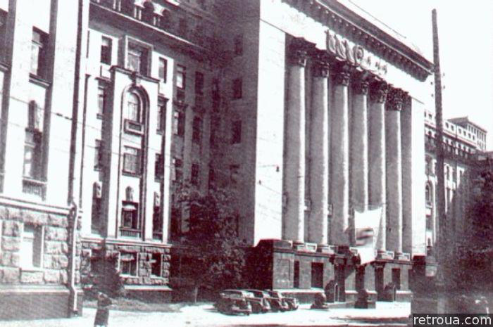 Как выглядел Офис президента до рождения Зеленского: уникальные фото