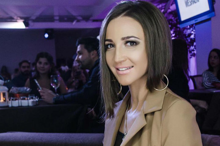 Жены олигархов устроили давку на концерте украинской группы &quot;Грибы&quot; в Москве