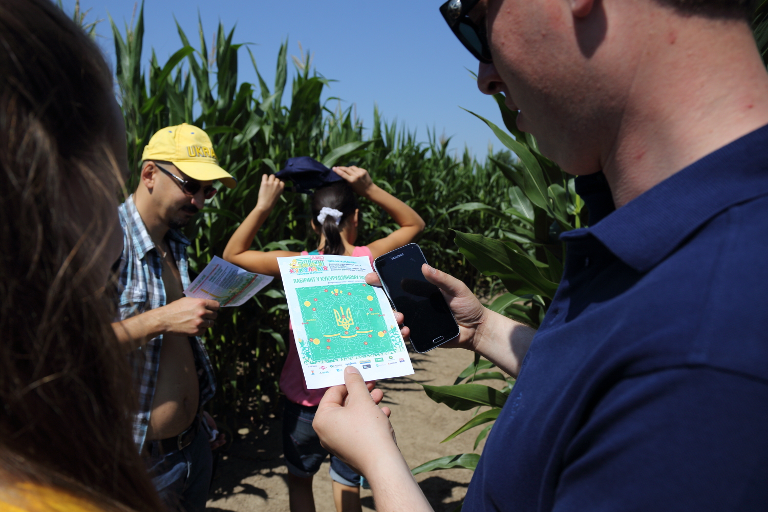 В Киеве появился гигантский кукурузный лабиринт: фоторепортаж