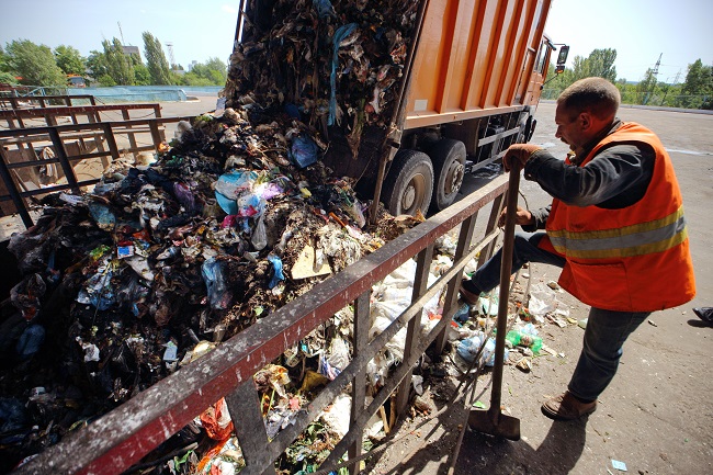 Сжигание мусора в Киеве