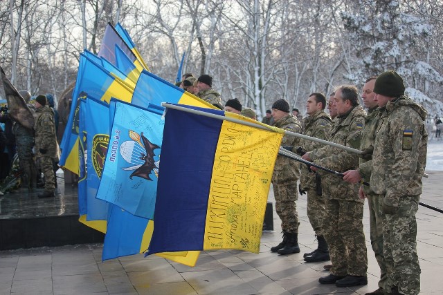 У Дніпропетровській області з'явився пам'ятник бійцям АТО