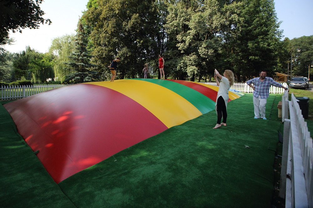 Батут и контактный зоопарк на ВДНХ