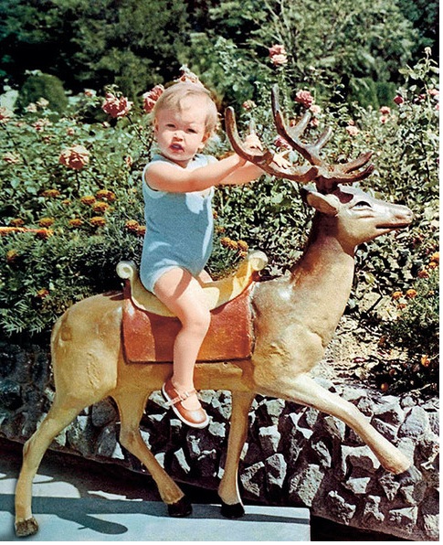 "Я была гадким утенком": украинская красавица-певица рассказала о проблемах в детстве