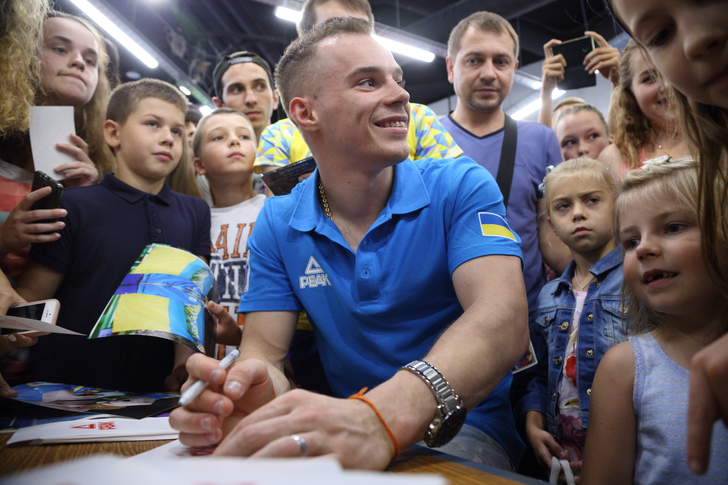 "Вот те мяч, иди фигачь!": молодой чемпион Олег Верняев поделился с фанами секретами спортивных побед