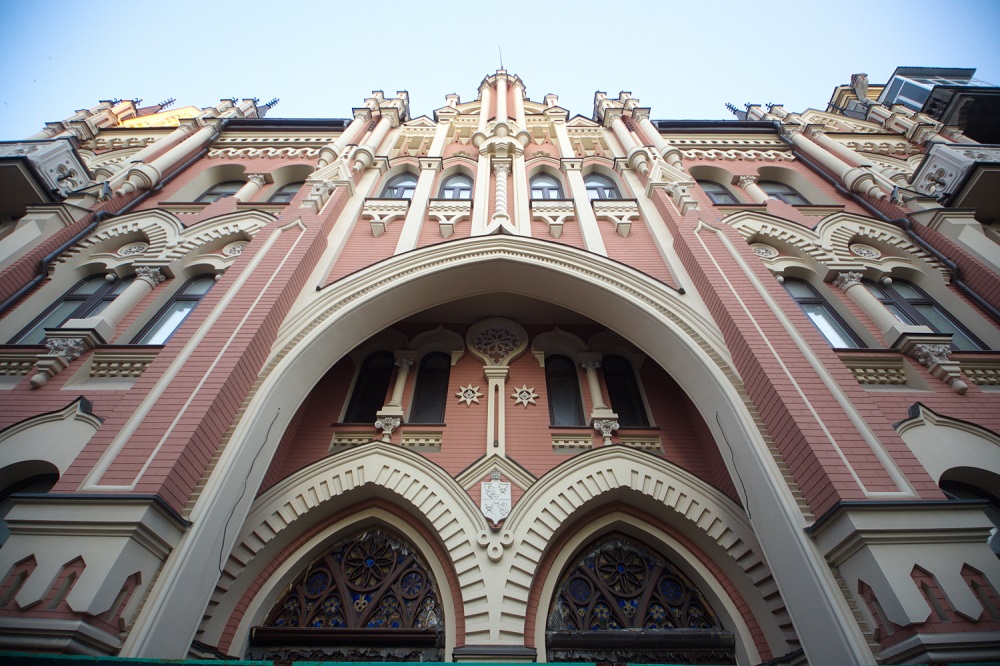 Улица Шелковичная в Киеве 