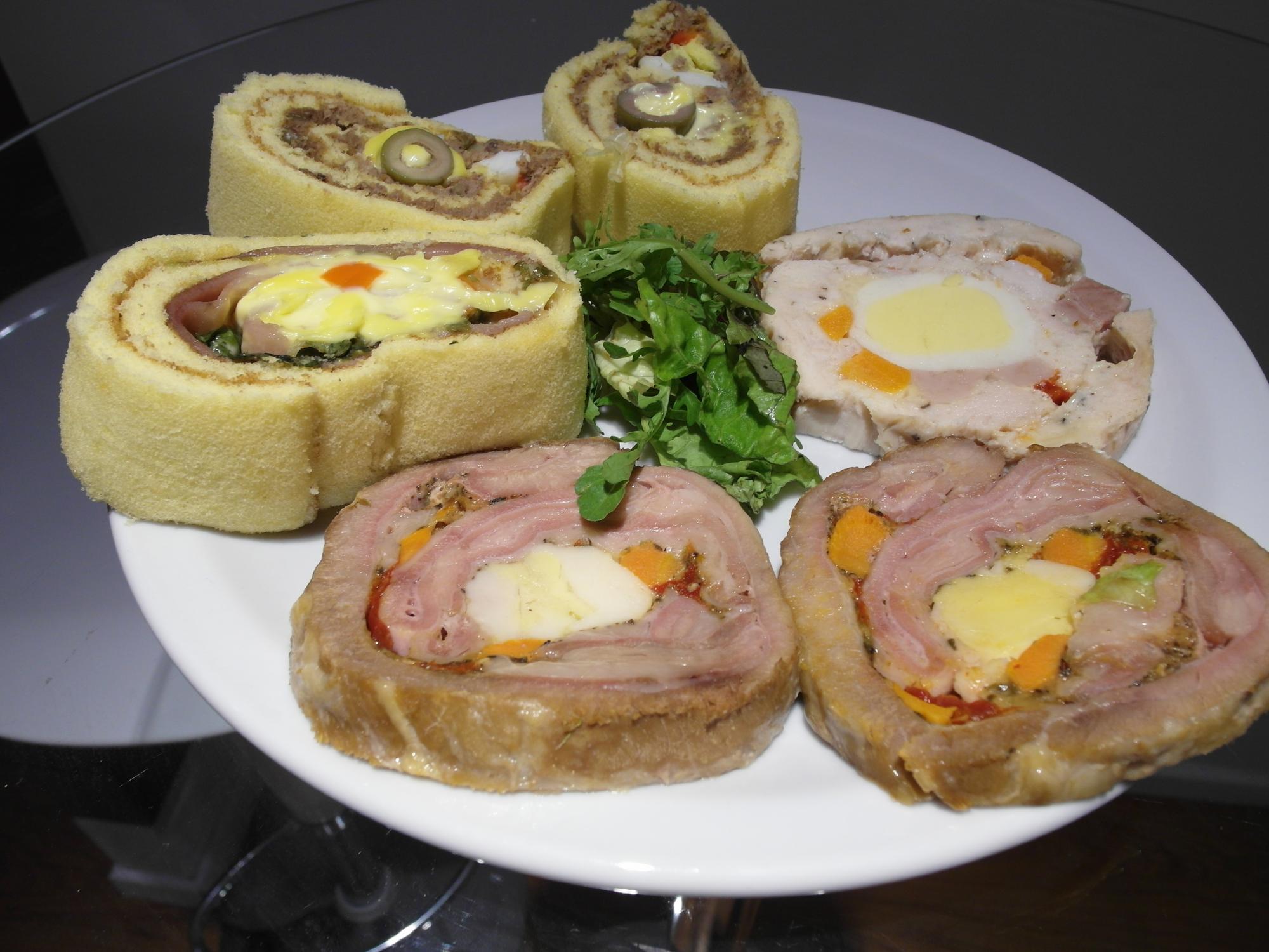 Новогоднее меню по-латиноамерикански: охуэлас, каузо и другие коронные блюда