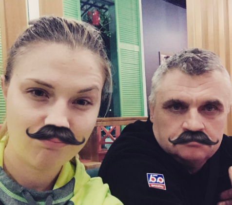 Олимпийская чемпионка Ольга Харлан "отрастила" себе смешные усы