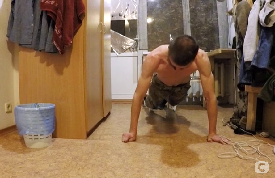 &quot;Кожний новий рух - це моя маленька перемога&quot;: герой АТО повернувся до життя після коми