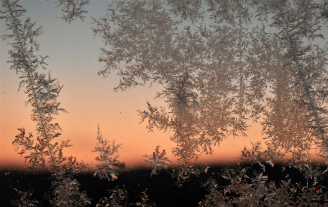 Морози до -15 градусів: синоптики дали прогноз на перший день зими