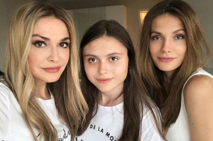 &quot;Мои девочки&quot;: Сумская похвасталась подросшими дочерьми (фото)