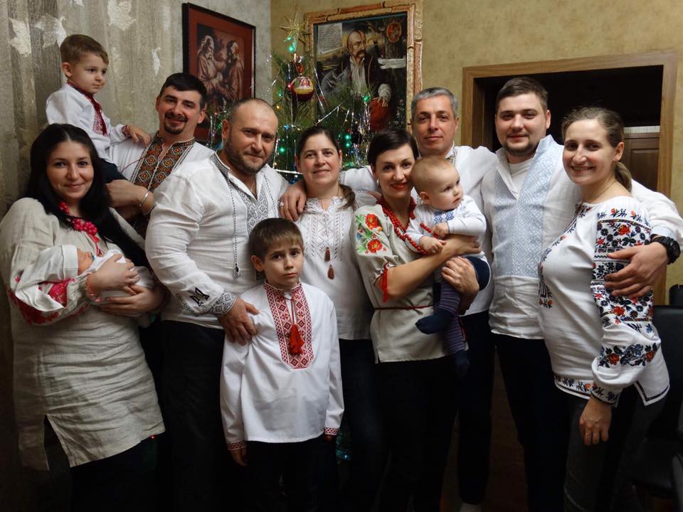 Дмитрий Ярош показал, как празднует Рождество