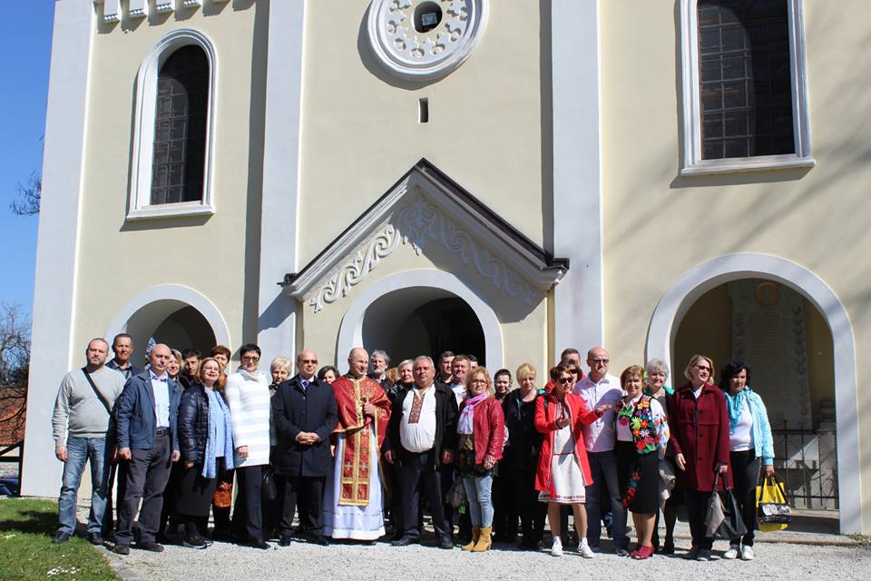 Православная церковь Украины начала действовать за рубежом (фото)