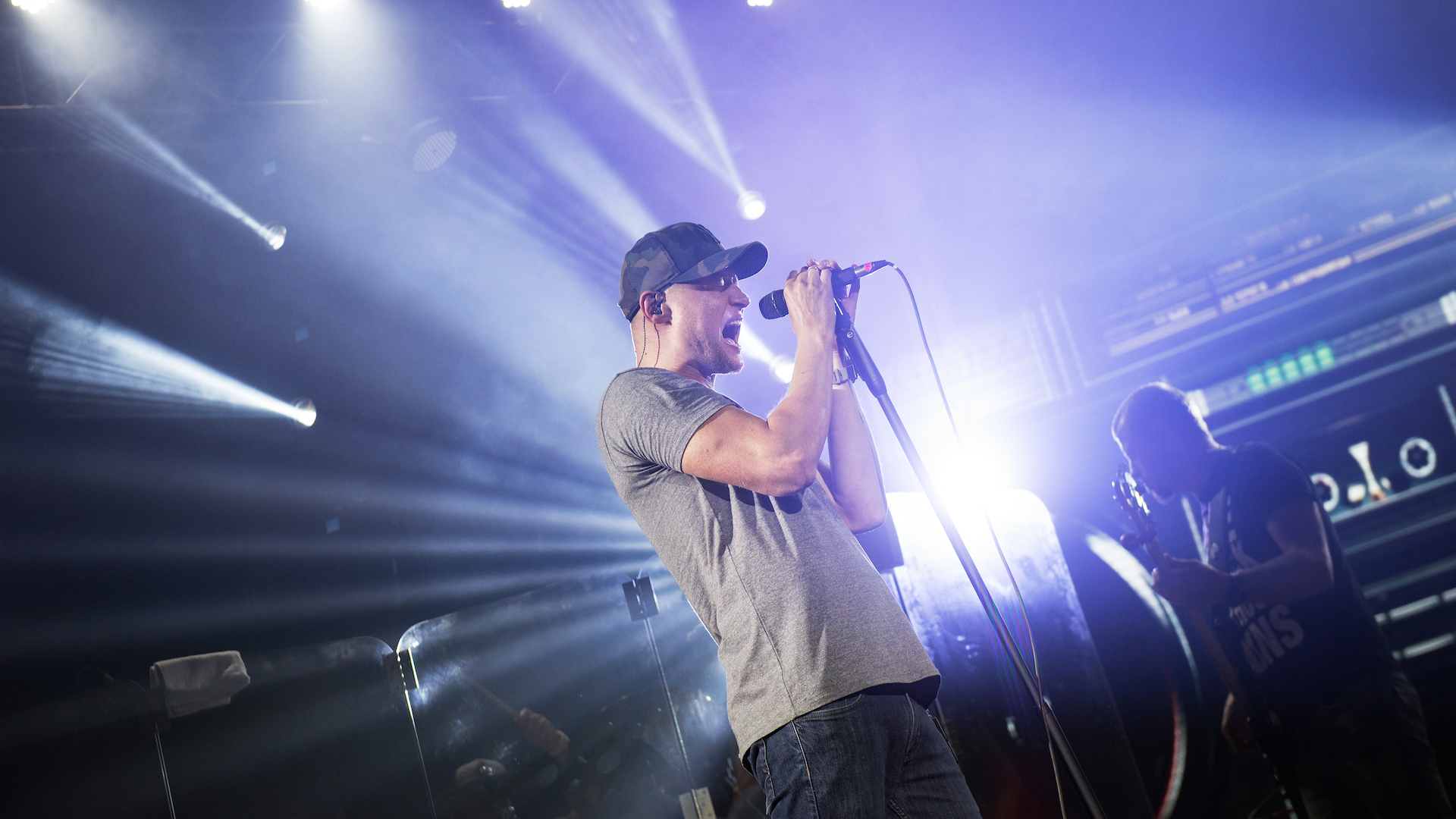 &quot;Тайный код&quot; Бумбокса: Андрей Хлывнюк о жизни настоящего меломана, украинских реалиях и российских фанах