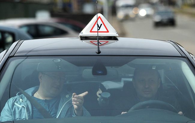 Могут напасть: Супрун развеяла миф о ремнях безопасности