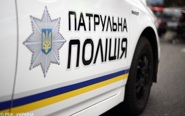 Навіть не пригальмувала: в Івано-Франківську іномарка збила на "зебрі" дворічну дівчинку