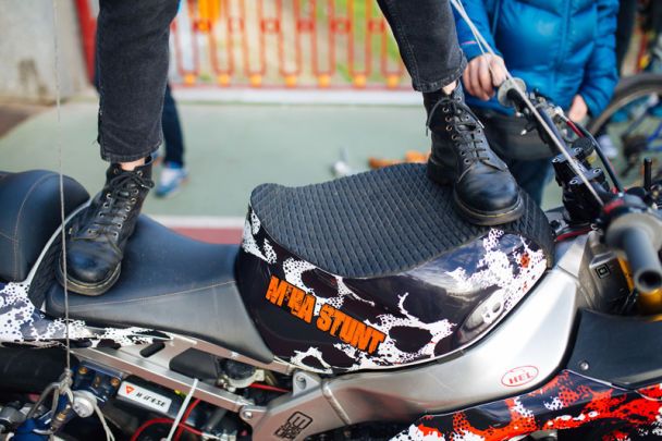 Позитив из "Время и Стекло" серьезно травмировался на съемках клипа (фото)