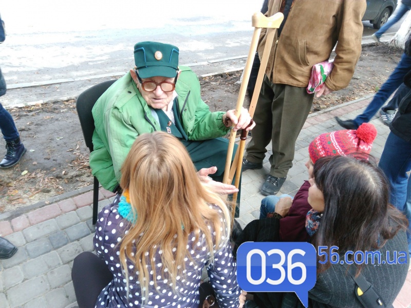 У Рівненській області встановили пам'ятник Бандері