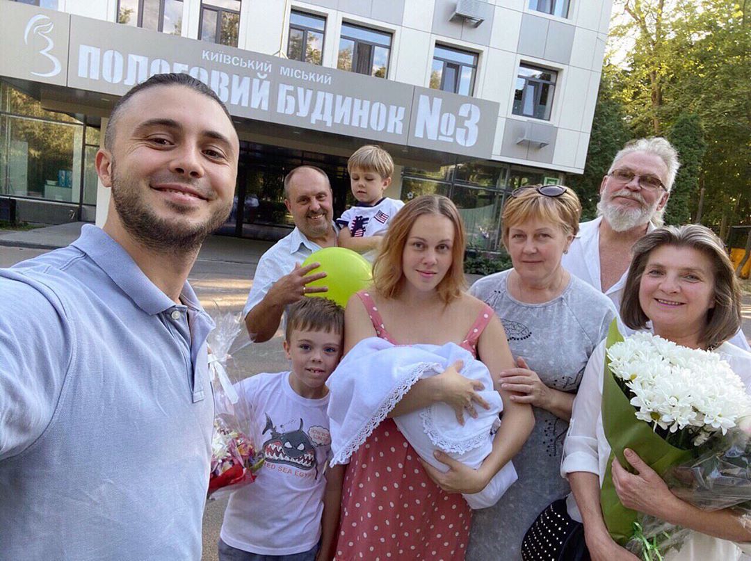 Alyosha вперше розповіла про новонароджену донечку: з хлопчиками було гірше