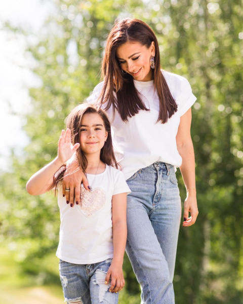 "Очевидні зміни": Ані Лорак вразила фанатів зовнішнім перетворенням (фото)