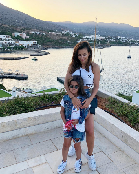 "Очевидні зміни": Ані Лорак вразила фанатів зовнішнім перетворенням (фото)