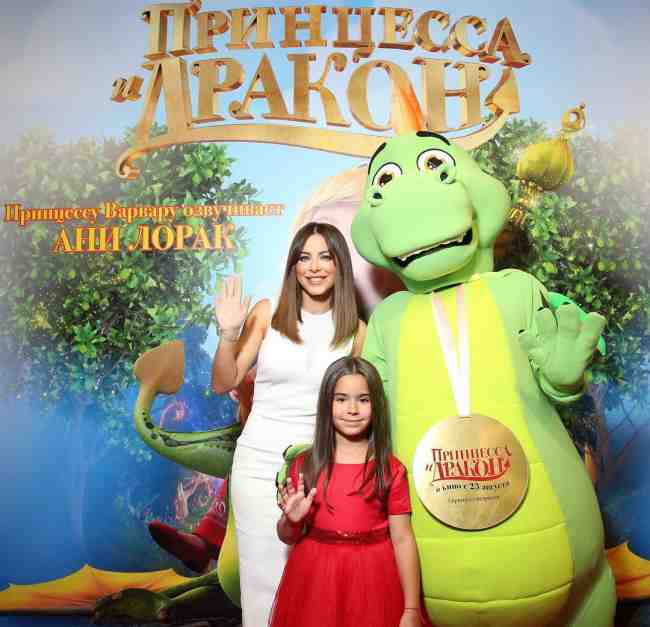 "Очевидні зміни": Ані Лорак вразила фанатів зовнішнім перетворенням (фото)