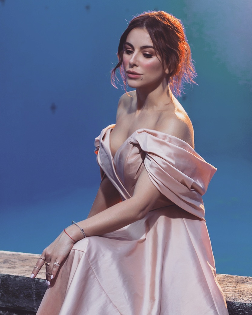 Ані Лорак не вагітна: з'явився доказ