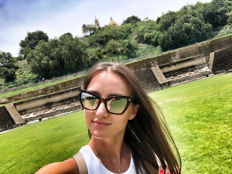 "Суперкрасотка": відома українська гімнастка вразила мережу новими фото з відпочинку