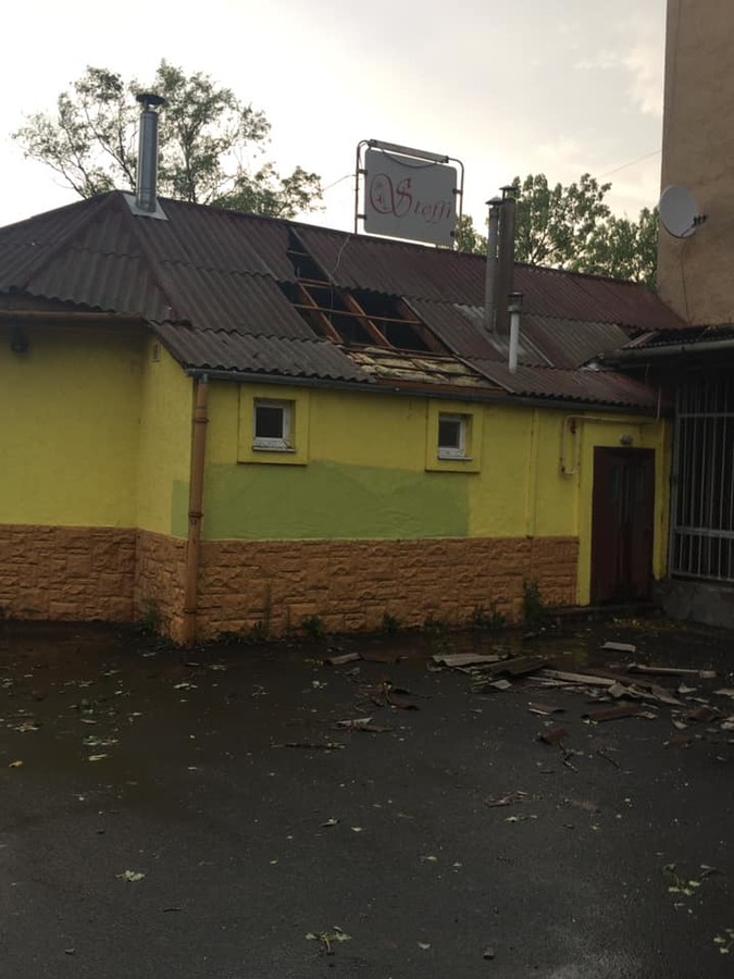 Закарпаття постраждало від потужного урагану: стихія наробила біди (відео)